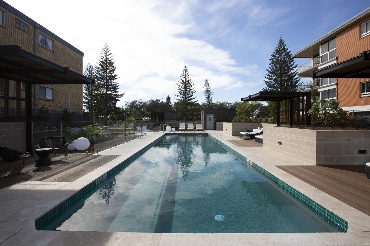 Boardwalk Burleigh Beach - Official Gold Coast Exterior photo