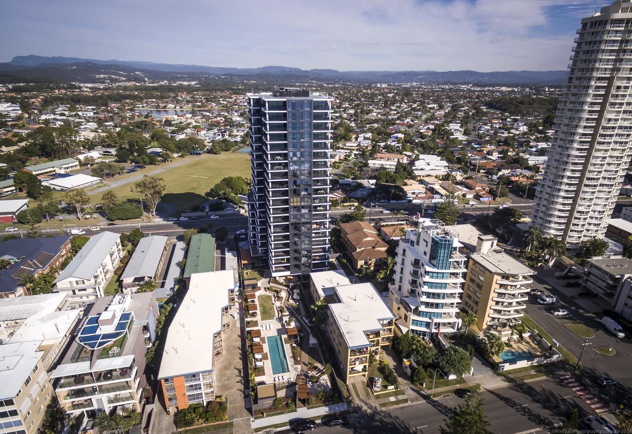 Boardwalk Burleigh Beach - Official Gold Coast Exterior photo