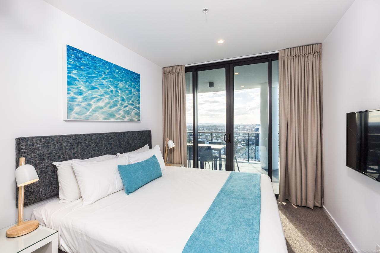 Boardwalk Burleigh Beach - Official Gold Coast Exterior photo